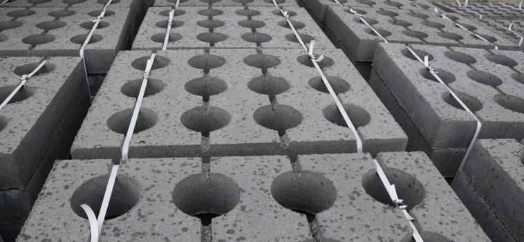 Płyty betonowe ażurowe